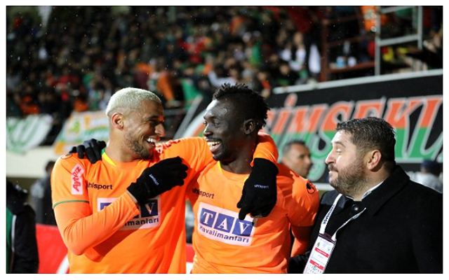 Galatasaray'da Diagne yerine Papiss Cisse geliyor!