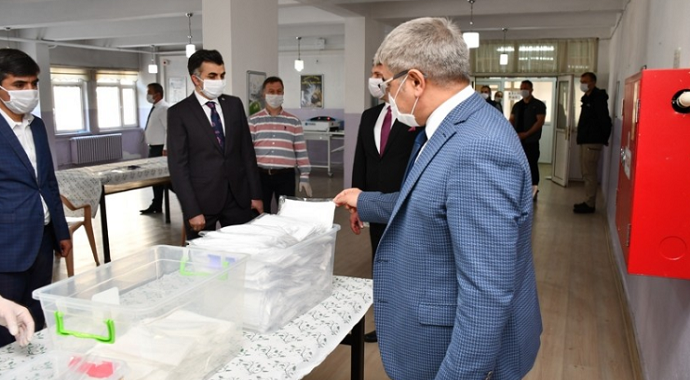 Karabük Maske üretim makinesi ile maske üretimine başlandı