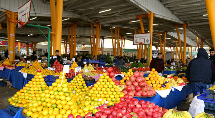 Belediye Başkanı Çankaya’da pazarlar hafta içi açılacak