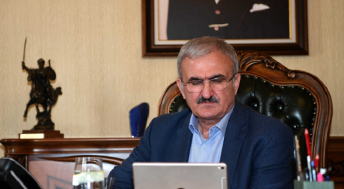 Antalya Valisi Karaloğlu: "Pazar yerlerini gerekirse kapatırız"