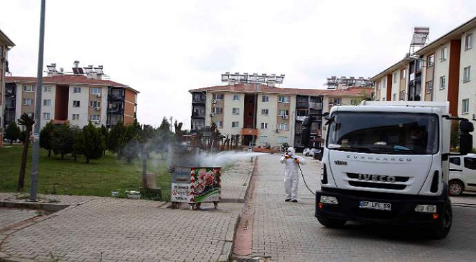 Döşemealtı Belediyesi Huzurevi, İşyerleri ve TOKİ Konutları dezenfekte ediliyor