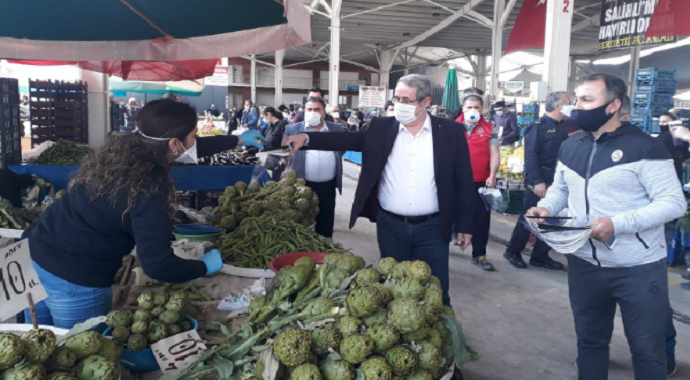 Manisa Salihli’de pazarcı esnafına siperlik