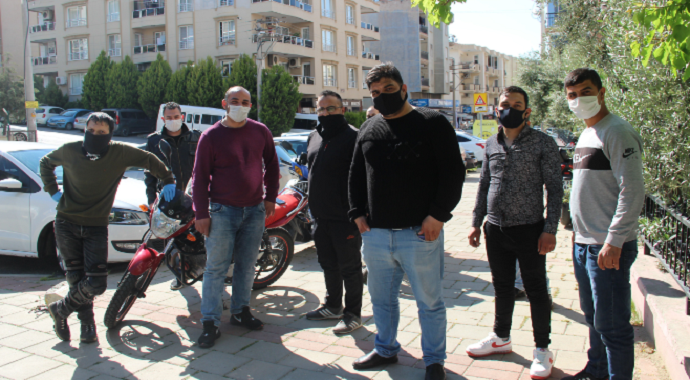 Korona virüs (Covid-19) salgını İzmir'de de kuryelerin yükünü ağırlaştırdı
