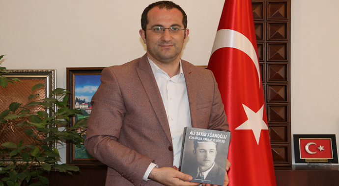 Trabzon Akçaabat Belediyesi'nin kitap arşivi genişliyor