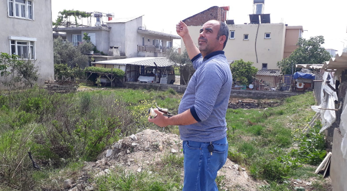 Antalya’da sokağa çıkamadılar, uçurtmayla özgürlüğü aradılar
