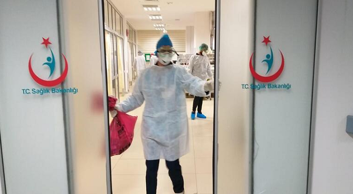 Şanlıurfa'da Covid-19 tedbirleri kapsamında 8 bina karantinaya alındı