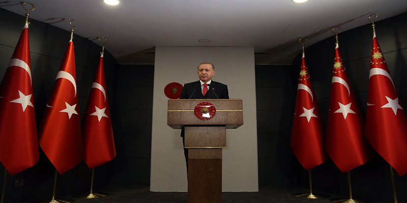 Koronavirüs ile mücadele kapsamında açıklama yapan Erdoğan, CHP'yi hedef aldı ve Diyanet Başkanına sahip çıktı