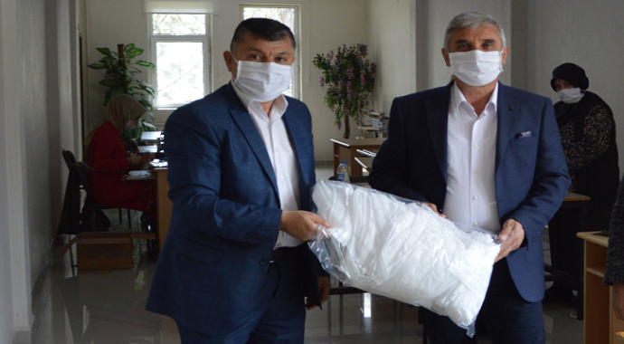 Havza Belediyesi Halk Eğitim Merkezinden maske desteği