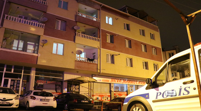 Sivas’ta korona virüs tedbirleri kapsamında bir apartman karantinaya alındı