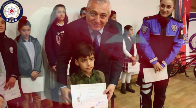 Elazığ İl Emniyet Müdürlüğü polisinden, 23 Nisan klibi