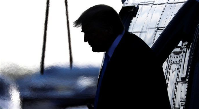Tim Kaine, Trump’ın İran'a karşı askeri eylemlerde bulunmasını yasaklamak istiyor!