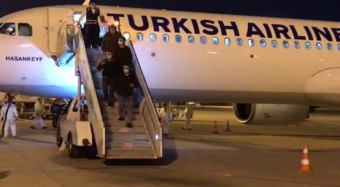 Almanya’dan getirilen 527 kişi Adana ve Mersin'de karantinaya alındı
