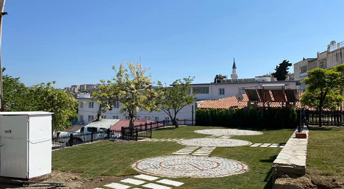 Aydın Kuşadası Belediyesi Kitap Parkı tamamlandı
