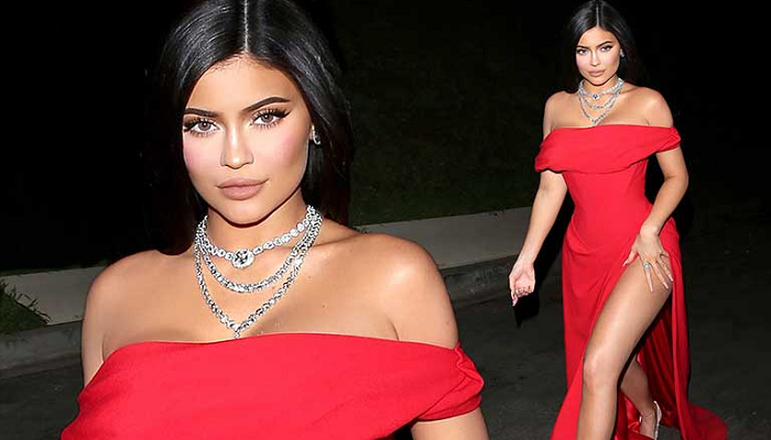 Kylie Jenner'in milyon dolarlık malikanesinden ilk poz!