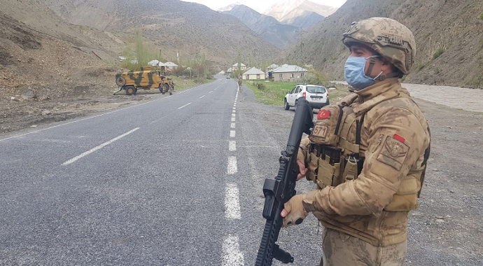 Hakkari'de Karantinaya alınan köylerde güvenlik önlemleri arttırıldı