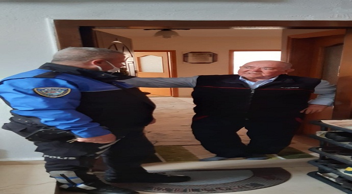 Merzifon'da emekli emniyet mensupları unutulmadı
