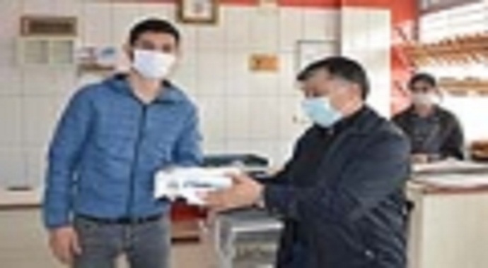 Samsun Havza Belediyesi fırınlara maske dağıttı
