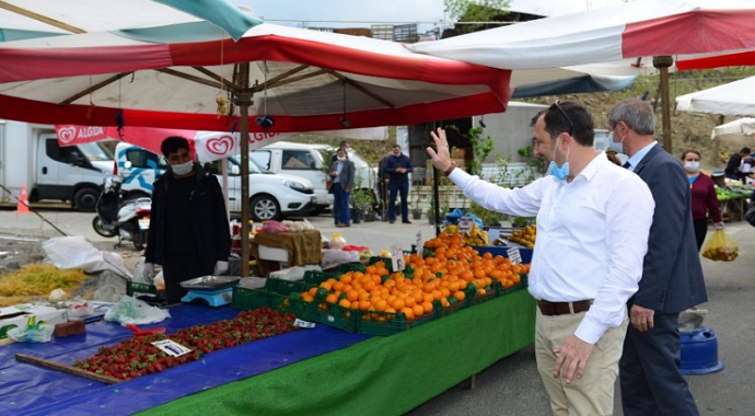 Süleymanpaşa Belediye Başkanı Yüksel, pazarcı esnafını ziyaret etti