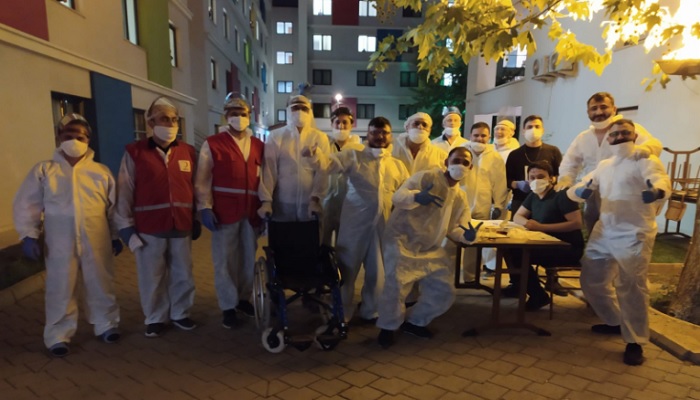 Karantina süresi dolan vatandaşlardan 158'i alkışlarla memleketlerine uğurlandı