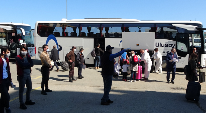 Azerbaycan’dan 14 gün önce Ordu’ya getirilen 181 vatandaş memleketlerine uğurlandı