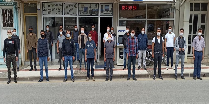 Manisa'nın Sarıgöl ilçesindeki berberlerin 1 Haziran'da açılıyor!