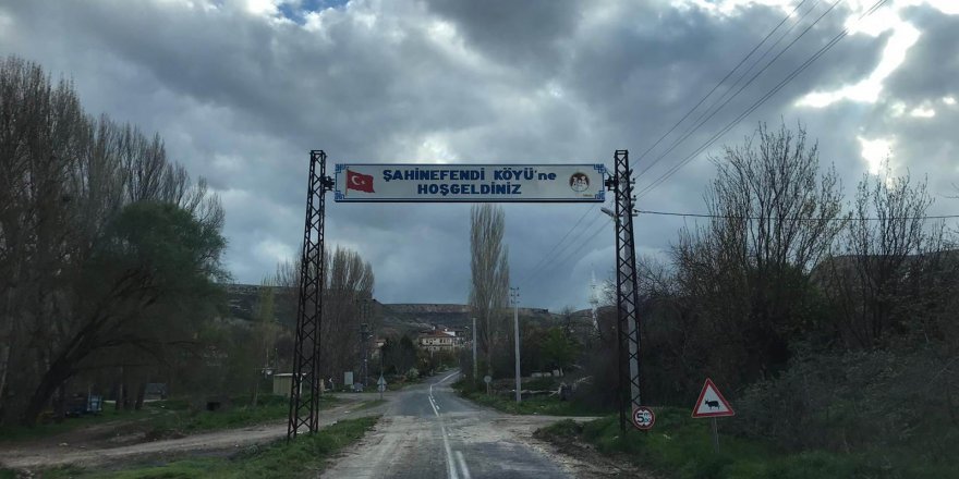 Batman'ın Kozluk ilçesine bağlı Yeniçağlar köyü karantinaya alındı