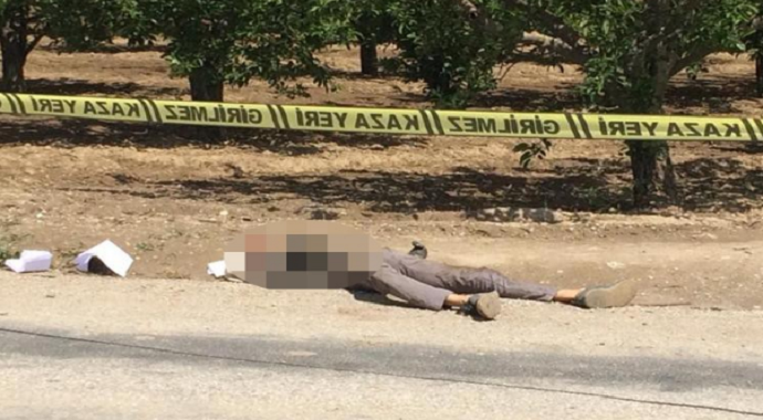 Denizli'de Cezaevinden tahliye edilen babası tarafından öldürülen genç toprağa verildi