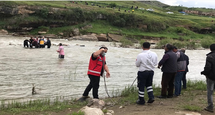 Botan çayında akıntıya kapılan Mustafa Göçer hayatını kaybetti