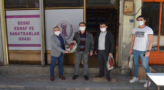 Adıyaman'da Berberlere malzeme yardımı
