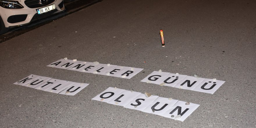 Ankara Kızılcahamam'da Anneler günü nedeniyle şiir okudu