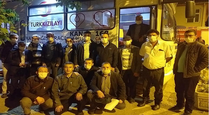 Afyonkarahisar’da İftarını açan kan bağışına koştu