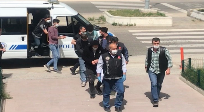 Bilecik'te uyuşturucuyla yakalanan şüpheliler adli kontrolle serbest