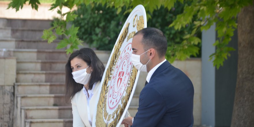 Bilecik'te korona virüs tedbirleri nedeni ile Gençlik Haftasını sade törenle kutladı