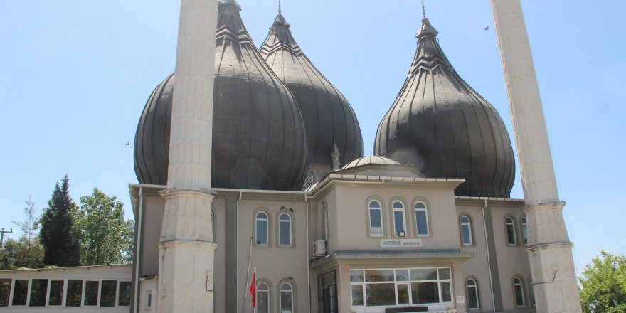İzmir İl Müftüsü Recep Şükrü Balkan: Sorumlu kişilerin cezalandırılmasını istiyoruz!
