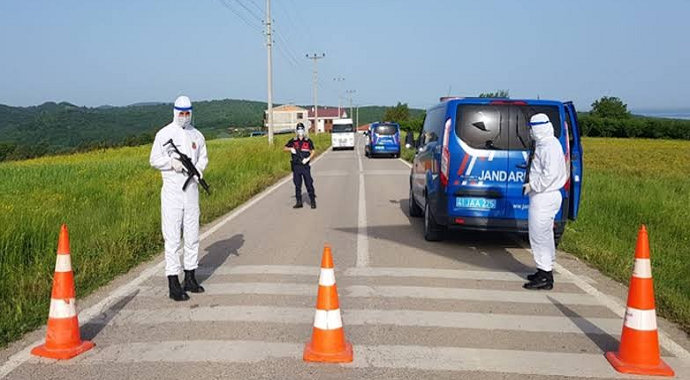 Kocaeli'de Karantinaya alınan mahallede 10 kişi korona virüsü yendi