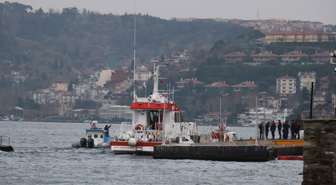 İstanbul'da taksi şoförü boğaza atlayarak intihar etti