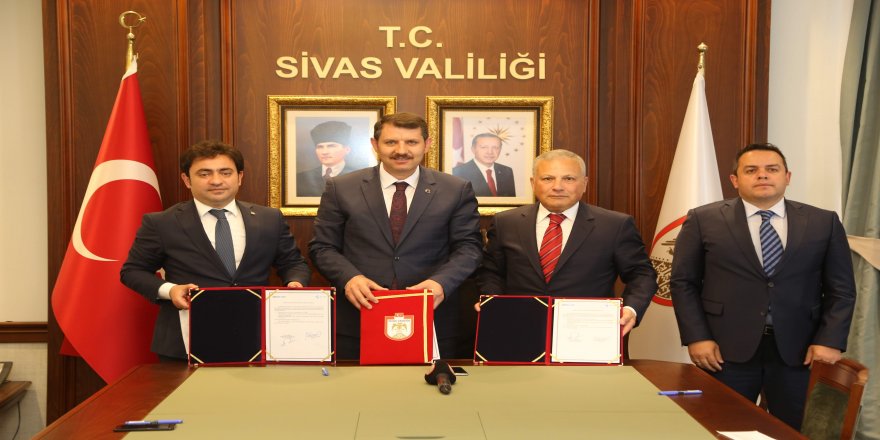 Sivas'ta Üniversite mezunu 700 gence iş kapısı