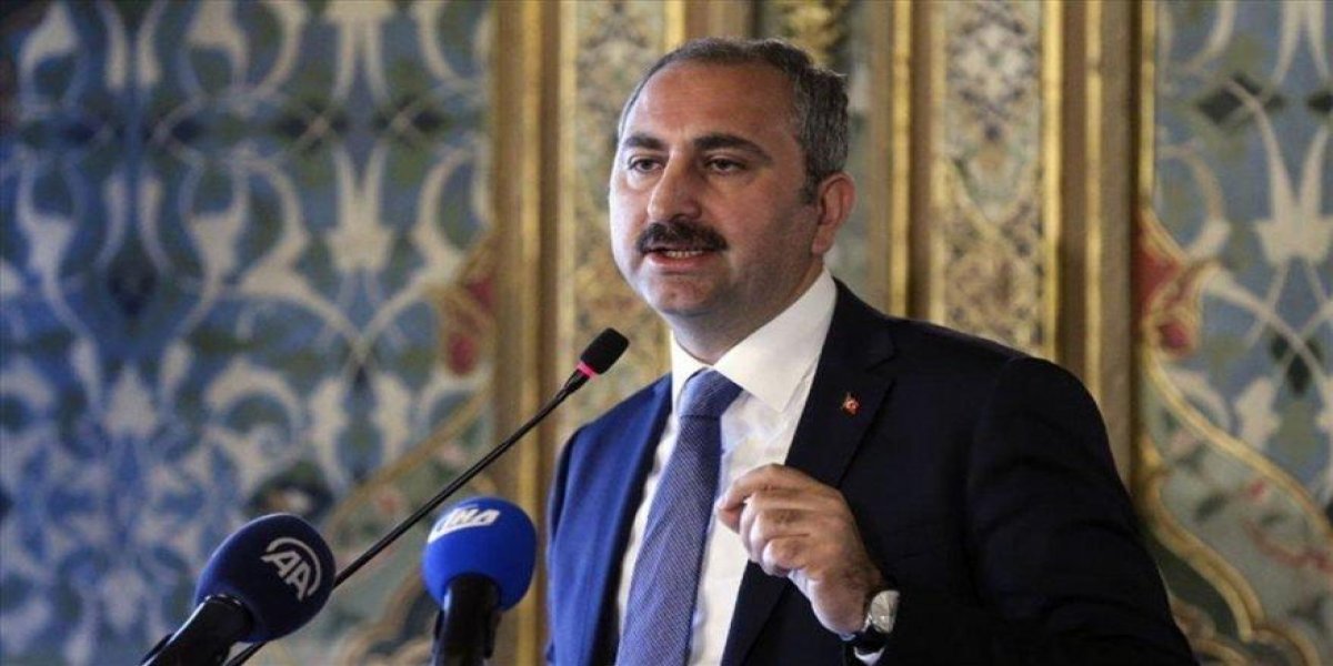 Adalet Bakanı Gül: Metin Topuz'un yargılandığı dava ilişkin açıklama yapıyor