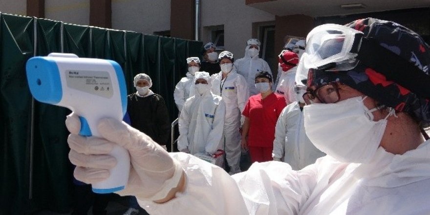 Kayseri'de Nişan törenine geldiler virüsü kapıp gittiler