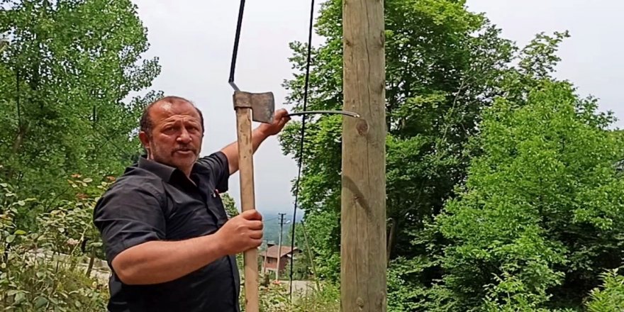 Sakarya’da İnternet hizmeti alamayan muhtar direkleri parçaladı