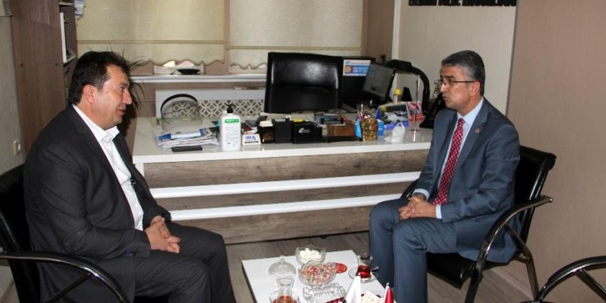 MHP Genel Başkan Yardımcısı Prof. Dr. Aydın’dan Yunanistan’a sert tepki