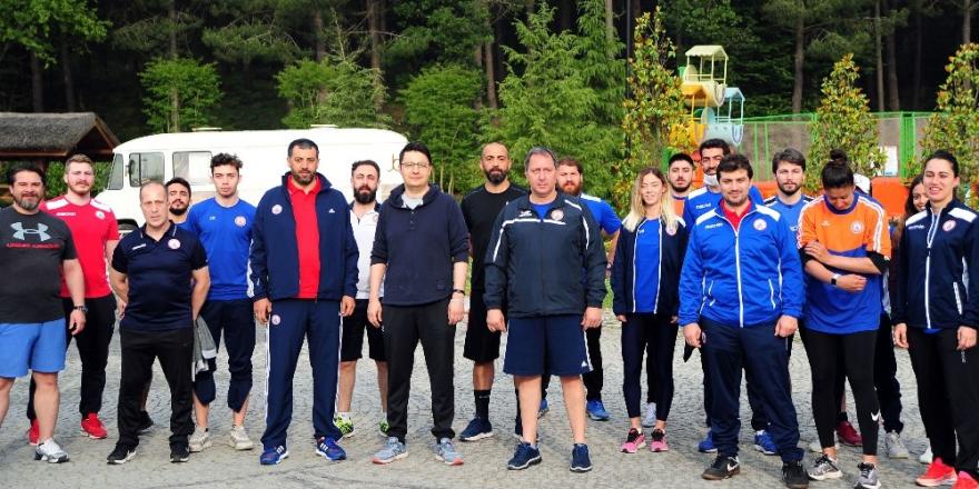 Erdem Aslanoğlu’ndan Grekoromen Milli Takımı’na ziyaret