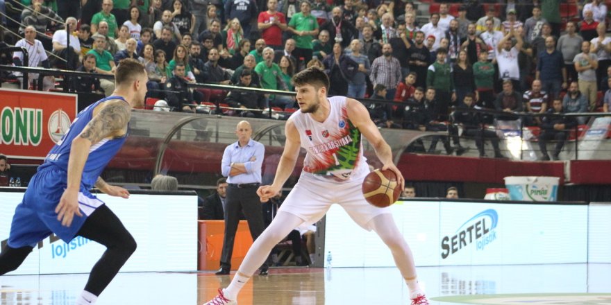 Pınar Karşıyaka’da Metecan Birsen 2 yıl daha oynayacak