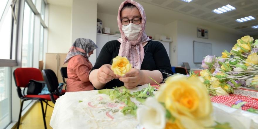 OSMEK’te tedbirli eğitim