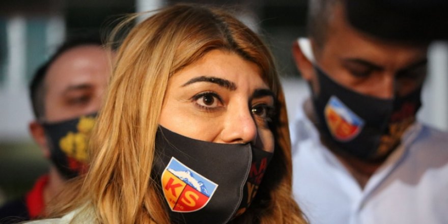 Kayserispor Başkanı Berna Gözbaşı:  "Biz Süper Lig'de kalmaya kararlıyız"