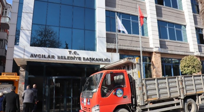 Avcılar Belediye binası taşınma kararı aldı