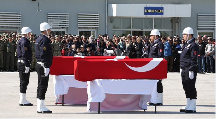 Van Jandarma Filo Komutanlığında Şehitler İçin Tören