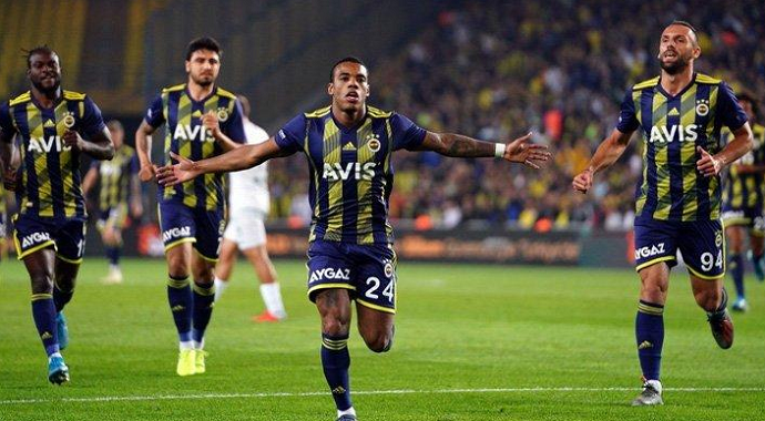 Süper Lig’de Lider Tekledi Fenerbahçe Fark Yarattı