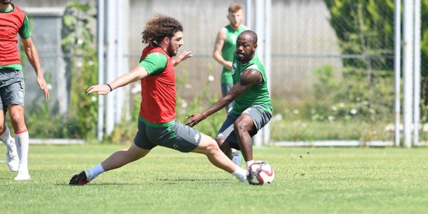 Yeşil-beyazlılar, Adana Demirspor karşılaşmasının hazırlıklarını sürdürüyor.