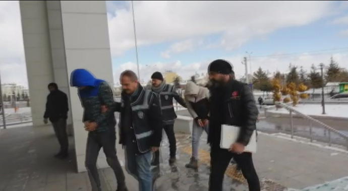 Karaman'da uyuşturucudan gözaltına alınan 3 kişi tutuklandı